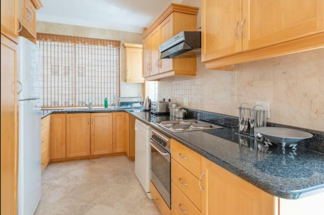 Bantry Beach Luxury Suites 케이프타운 외부 사진